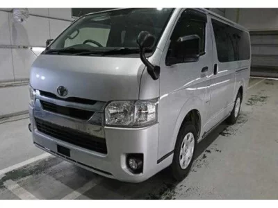 TOYOTA HIACE VAN 2021 с аукциона, 2750cc, пробег 72 000 км