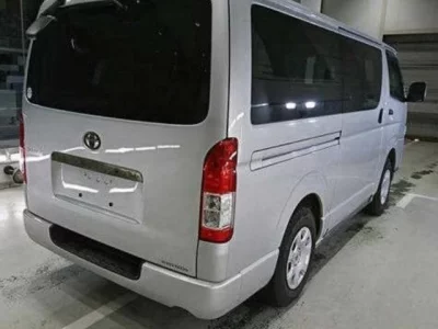 TOYOTA HIACE VAN 2021 с аукциона, 2750cc, пробег 72 000 км