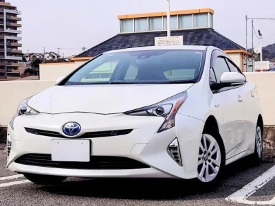 TOYOTA PRIUS 2018 с аукциона, 1800cc, пробег 109 000 км