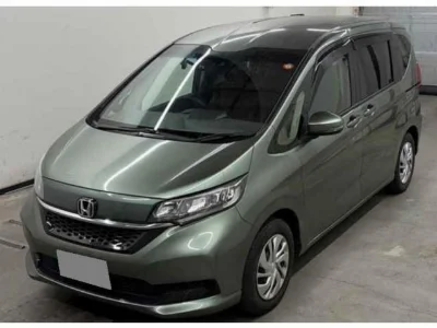 HONDA FREED 2022 с аукциона, 1500cc, пробег 33 000 км