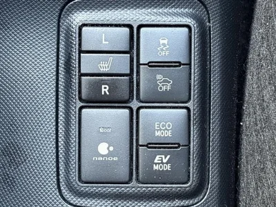 TOYOTA AQUA с аукциона, 1500cc, пробег 42 000 км