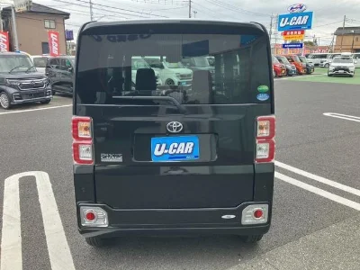 TOYOTA PIXIS MEGA