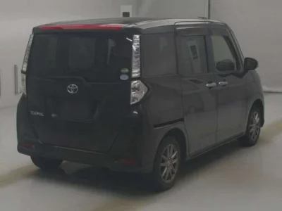 TOYOTA TANK