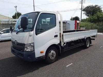 TOYOTA DYNA