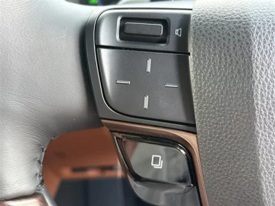 TOYOTA VELLFIRE 2024 с аукциона, 2500cc, пробег 4 000 км