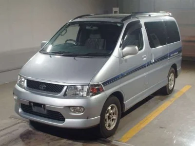 TOYOTA HIACE REGIUS