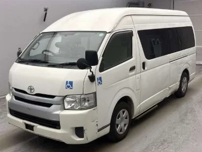 TOYOTA HIACE 2014 с аукциона, 2700cc, пробег 98 000 км