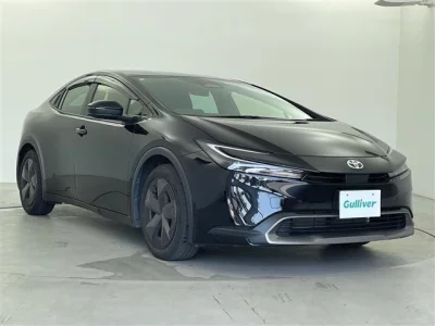 TOYOTA PRIUS 2023 с аукциона, 1800cc, пробег 62 000 км