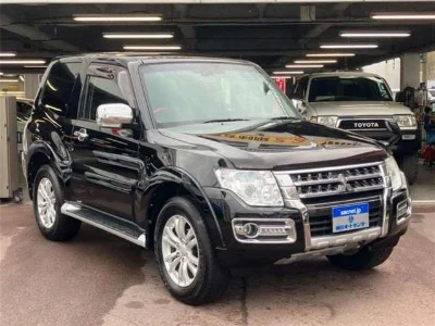 MITSUBISHI PAJERO с аукциона, 3200cc, пробег 128 000 км