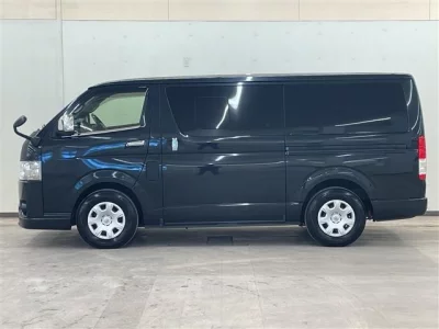 TOYOTA HIACE VAN 2021 с аукциона, 2800cc, пробег 11 000 км