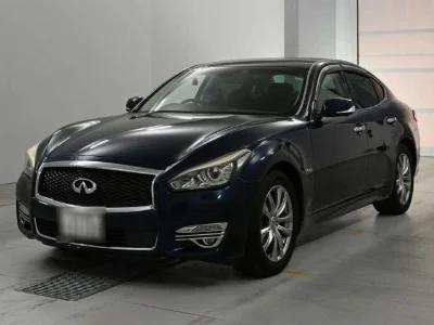 NISSAN FUGA