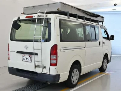 TOYOTA REGIUS VAN