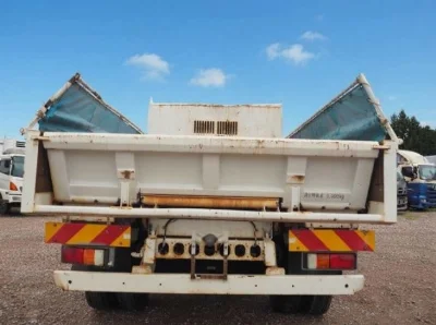 ISUZU FORWARD