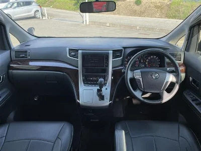 TOYOTA ALPHARD 2014 с аукциона, 2400cc, пробег 67 000 км