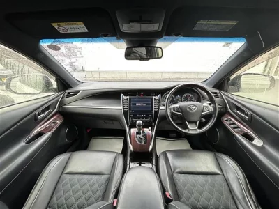 TOYOTA HARRIER 2014 с аукциона, 2500cc, пробег 53 000 км