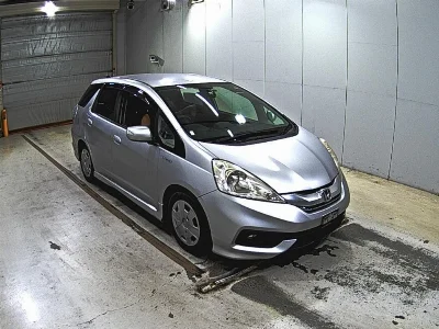 HONDA FIT SHUTTLE