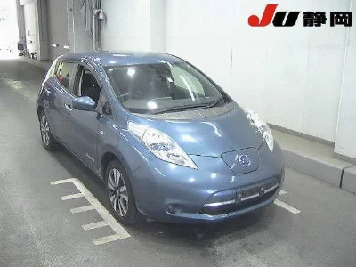 NISSAN LEAF с аукциона, пробег 49 000 км