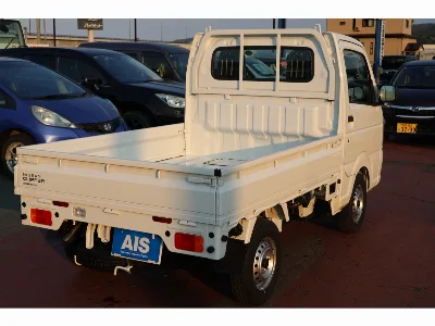 NISSAN CLIPPER TRUCK