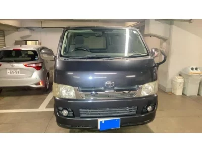 TOYOTA HIACE VAN