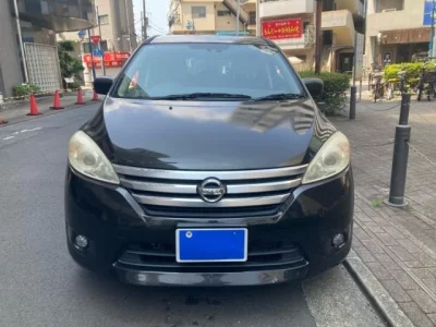 NISSAN LAFESTA 2011 с аукциона, 2000cc, пробег 85 000 км