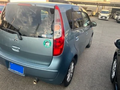 MITSUBISHI COLT