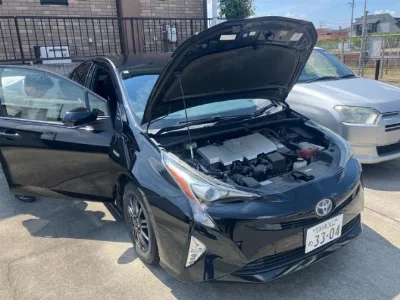 TOYOTA PRIUS 2017 с аукциона, 1800cc, пробег 141 000 км