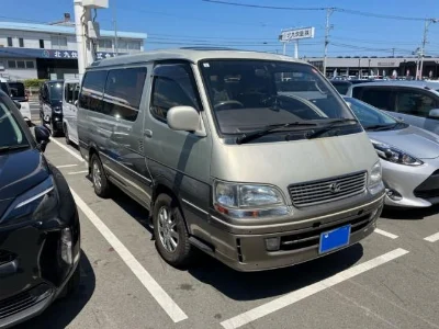 TOYOTA HIACE 1998 с аукциона, 3000cc, пробег 302 000 км