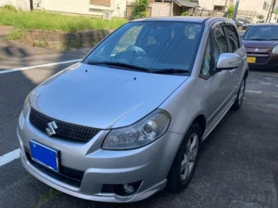 SUZUKI SX-4
