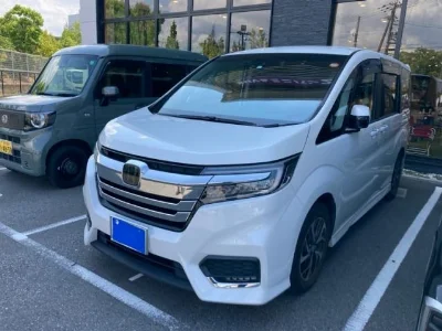 HONDA STEP WAGON 2021 с аукциона, 1500cc, пробег 50 000 км