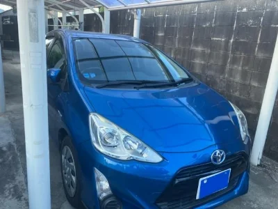 TOYOTA AQUA 2015 с аукциона, 1500cc, пробег 50 000 км