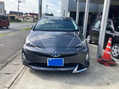 TOYOTA PRIUS 2016 с аукциона, 1800cc, пробег 167 000 км