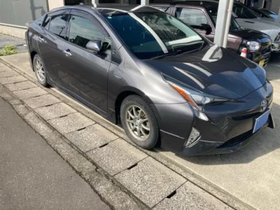 TOYOTA PRIUS 2016 с аукциона, 1800cc, пробег 167 000 км