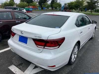 LEXUS LS