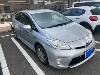 TOYOTA PRIUS 2015 с аукциона, 1800cc, пробег 91 000 км