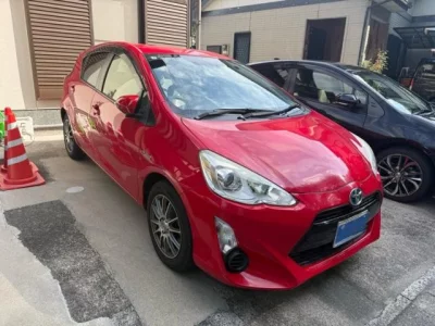 TOYOTA AQUA 2015 с аукциона, 1500cc, пробег 189 000 км