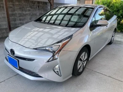 TOYOTA PRIUS 2016 с аукциона, 1800cc, пробег 137 000 км