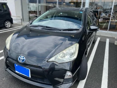 TOYOTA AQUA 2013 с аукциона, 1500cc, пробег 135 000 км