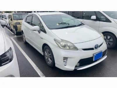 TOYOTA PRIUS 2012 с аукциона, 1800cc, пробег 155 000 км