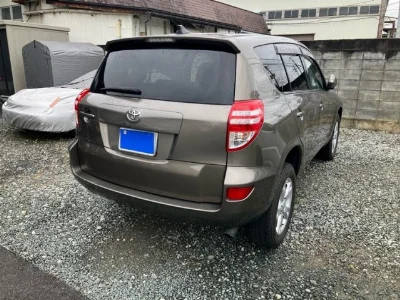 TOYOTA RAV4 2010 с аукциона, 2400cc, пробег 107 000 км