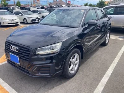AUDI Q2