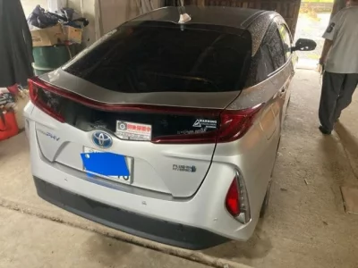 TOYOTA PRIUS PHV