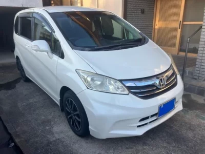HONDA FREED 2012 с аукциона, 1500cc, пробег 141 000 км