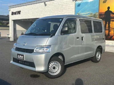 TOYOTA TOWN ACE VAN