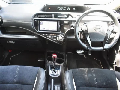 TOYOTA AQUA 2014 с аукциона, 1500cc, пробег 50 000 км