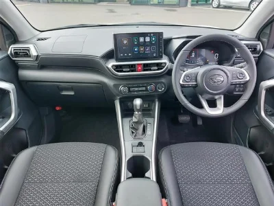 DAIHATSU ROCKY