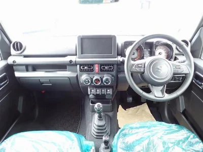 SUZUKI JIMNY NOMADE