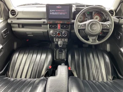 SUZUKI JIMNY NOMADE