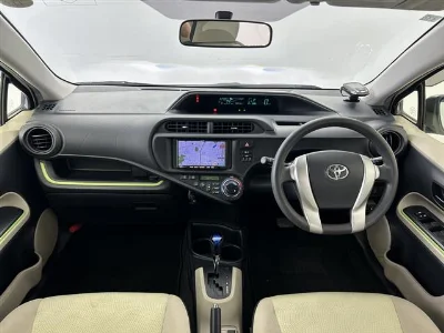 TOYOTA AQUA 2013 с аукциона, 1500cc, пробег 39 000 км