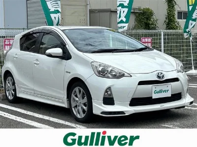 TOYOTA AQUA 2013 с аукциона, 1500cc, пробег 94 000 км