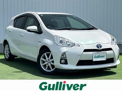TOYOTA AQUA 2013 с аукциона, 1500cc, пробег 98 000 км